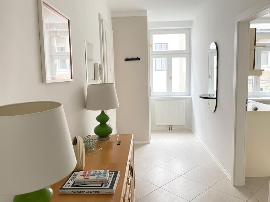Modern & Charming @ Villas Quarter! 7Min To Center เวียนนา ภายนอก รูปภาพ